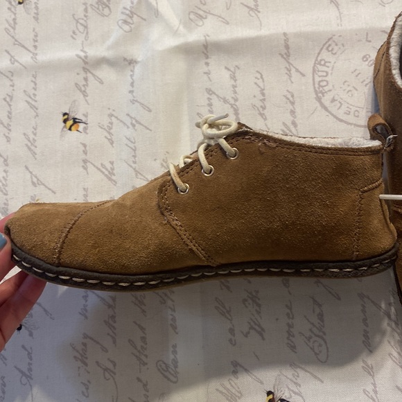 COPY - TOMS Brown Women's Bota Suede Lace - Up Boots - Picture 2 of 8
